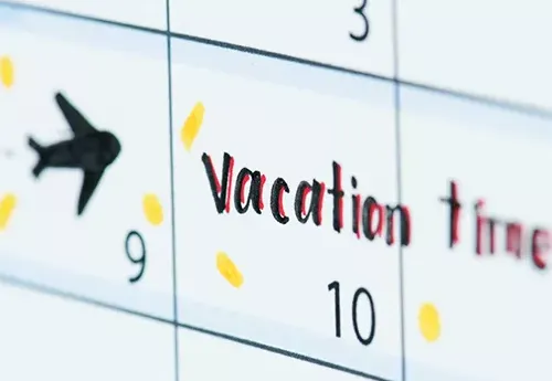 Calendar showing vacation time to illustrate Kelio's simplified annual leave request process.