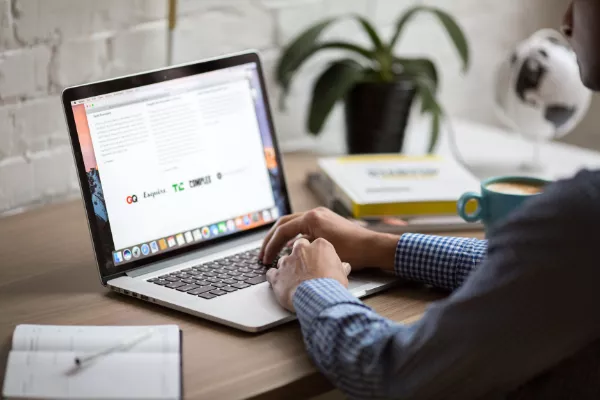 Managing a Fragmented Workforce