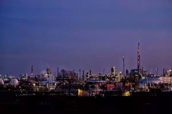 UK manufacturers are optimistic in 2025 says industry survey